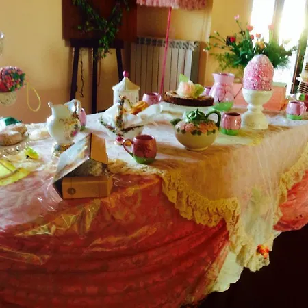 Magnolia House Bed & Breakfast