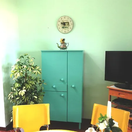 Magnolia House
