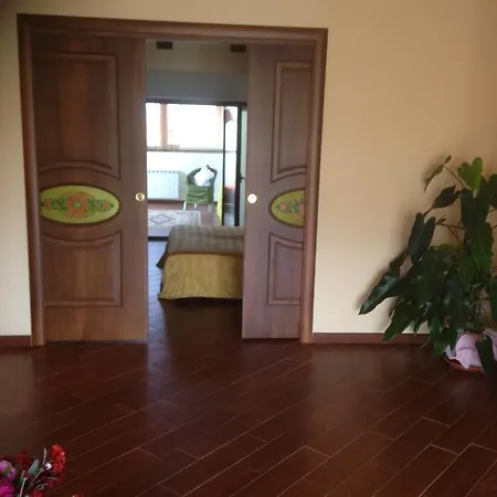 Magnolia House